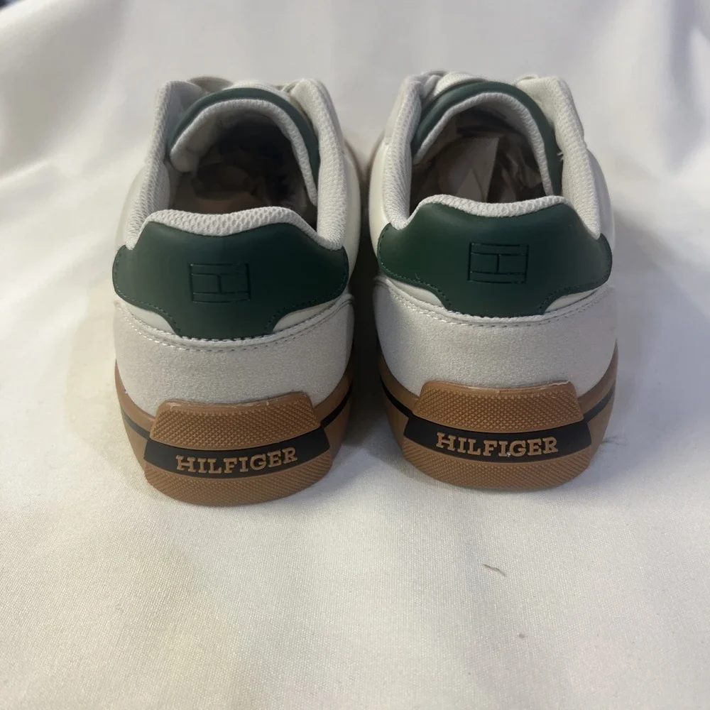 Tommy Hilfiger TMRENCHAL-C Beige/Green Gum Sole Lace-Up Sneakers Men 9
